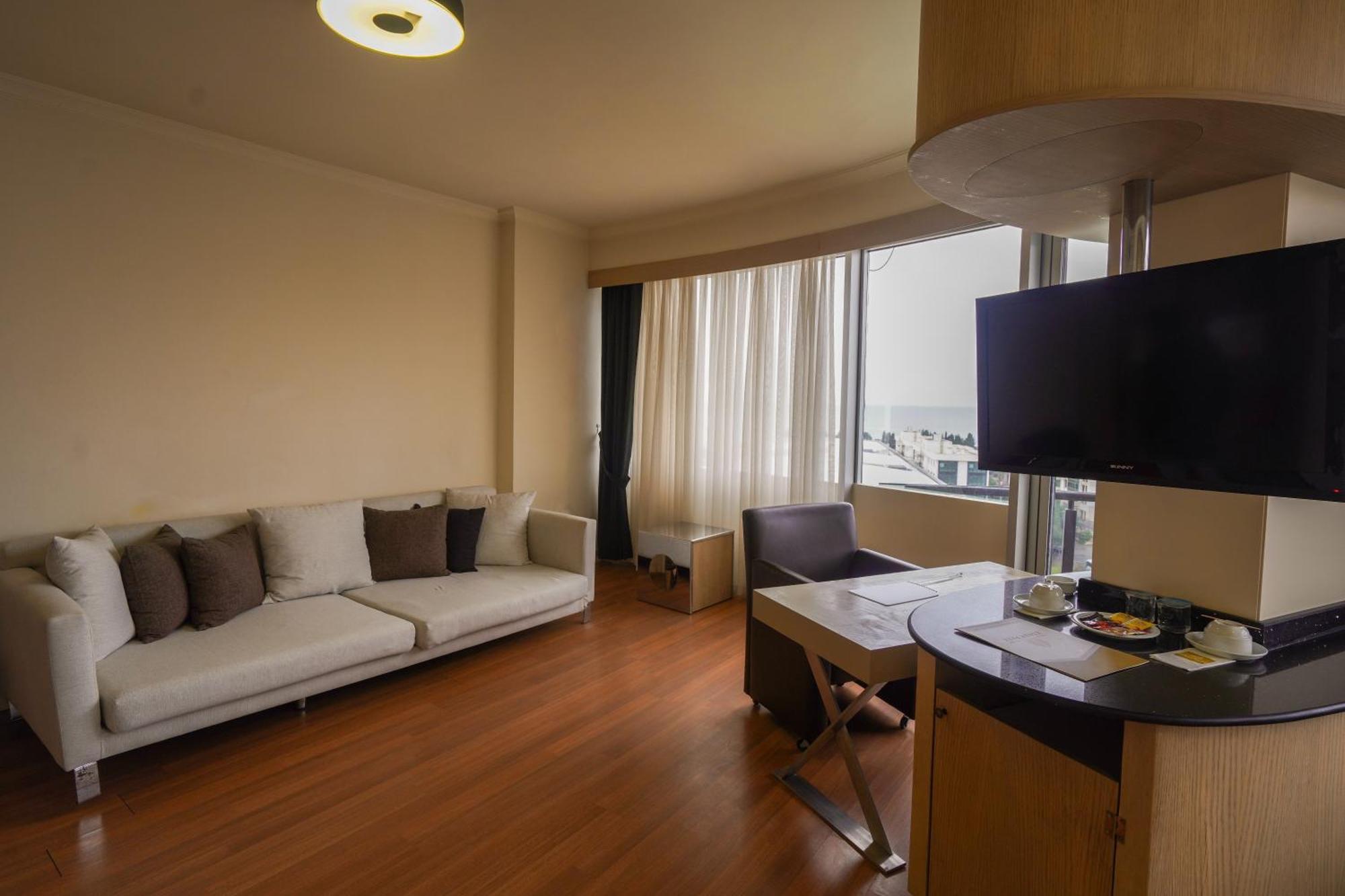 Konak Park Otel Yomra Trabzon Exterior foto